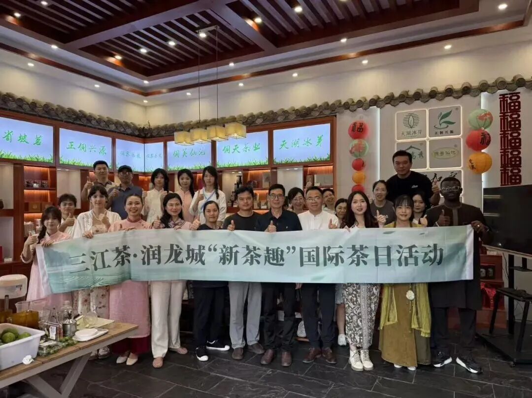 记者 肖瑶 摄 图片